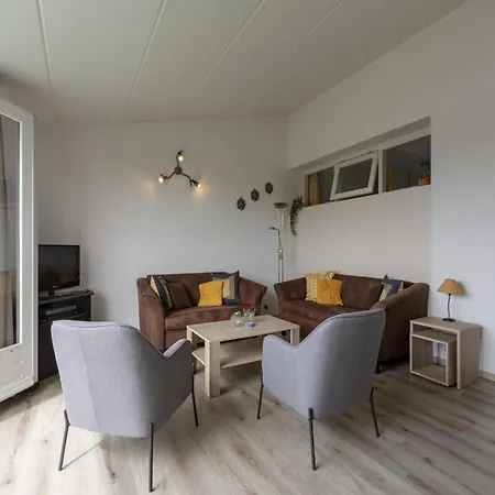 Cosy With French Balcony Apartment Julianadorp