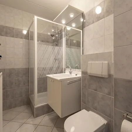 Near Dutch Coast With French Balcony 公寓