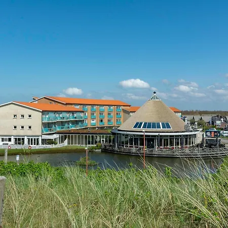 Near Dutch Coast With French Balcony 公寓 *